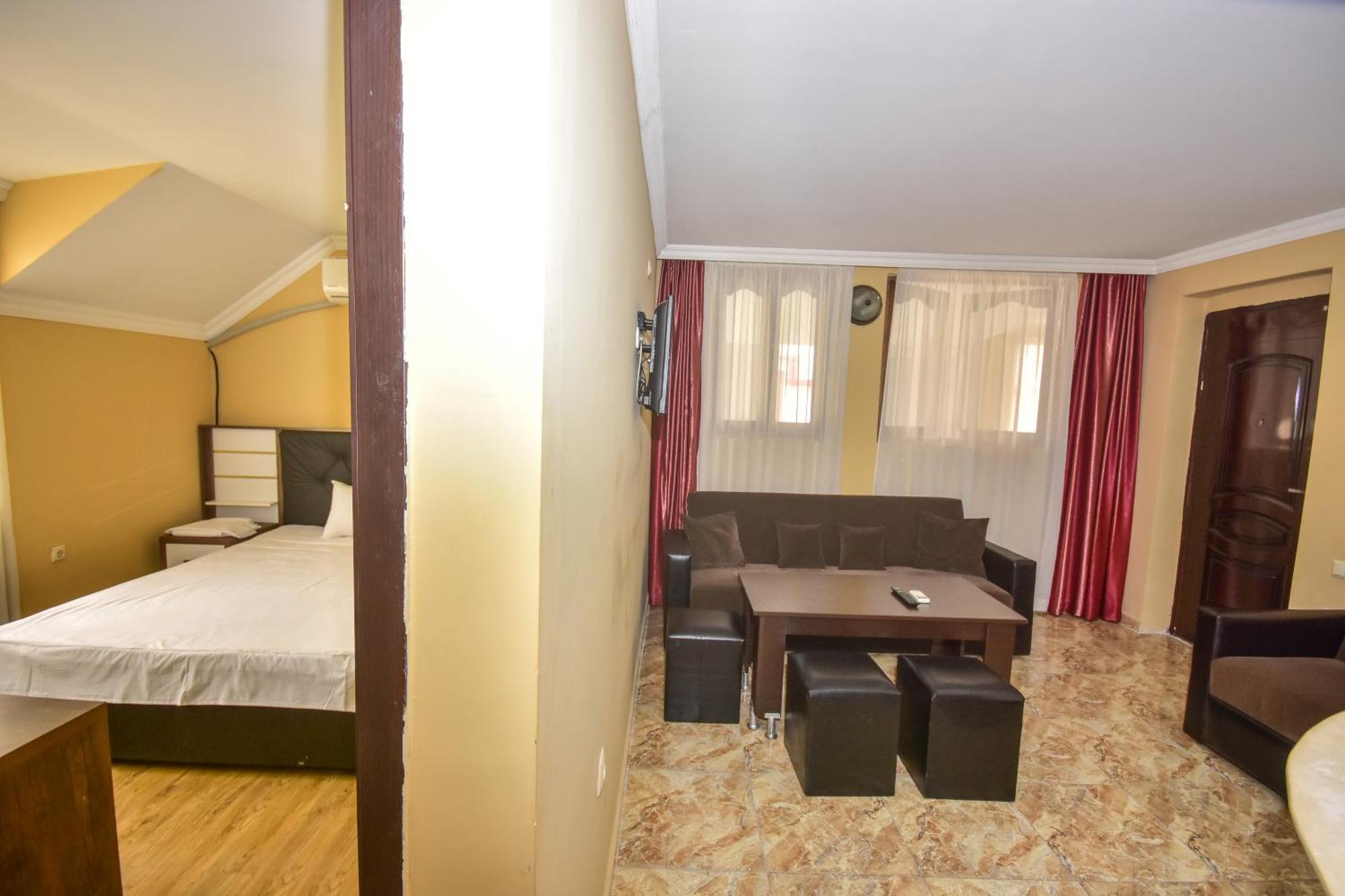 Family Apartments In Batumi Exterior foto