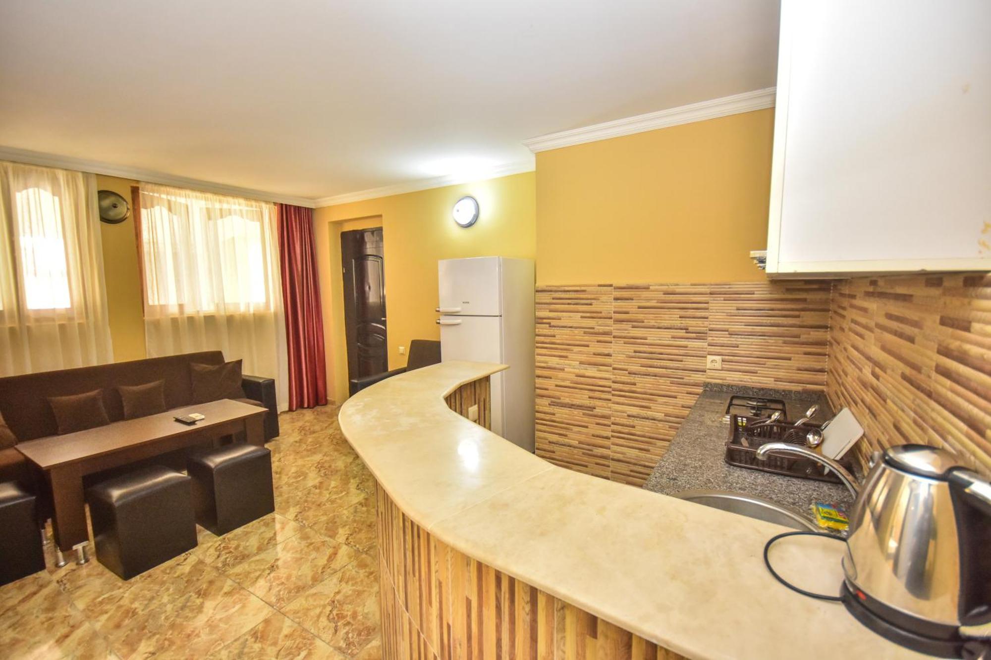 Family Apartments In Batumi Exterior foto
